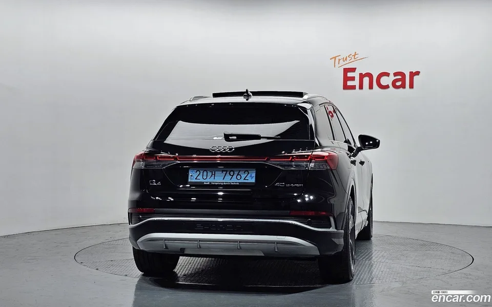 Audi Q4 e-tron 40 2022 — миниатюра 4