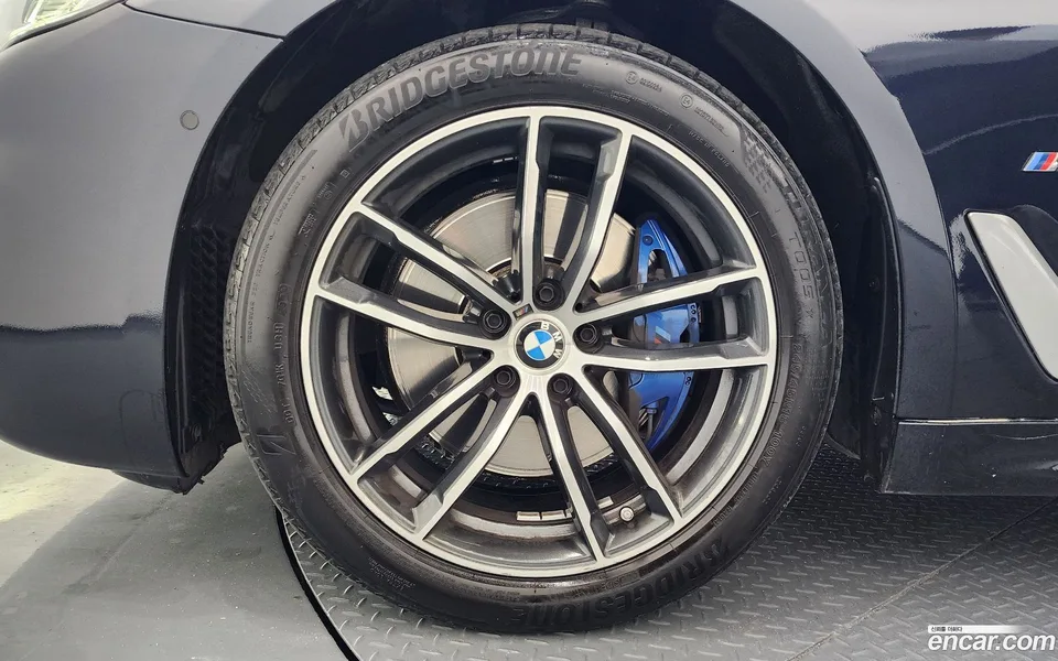 BMW 5 Series 523d M 2022 — миниатюра 5