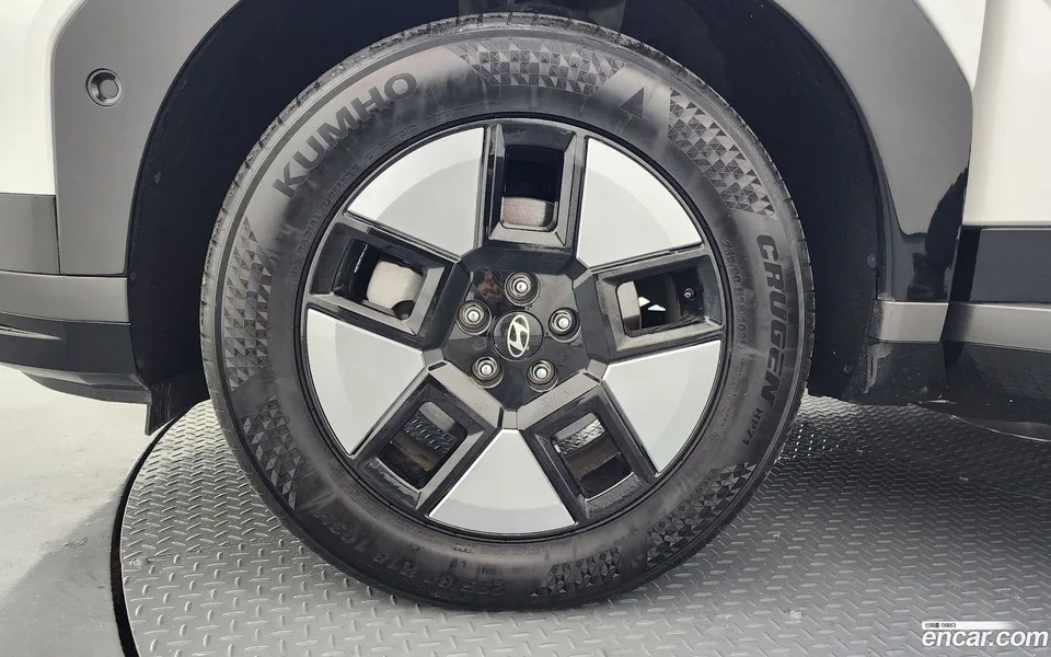 Hyundai SantaFe HEV 1.6 2WD 2023 — миниатюра 5