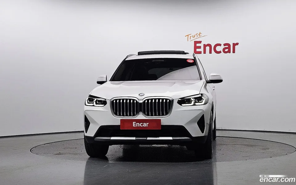 BMW X3 xDrive 20i 2022 — миниатюра 3