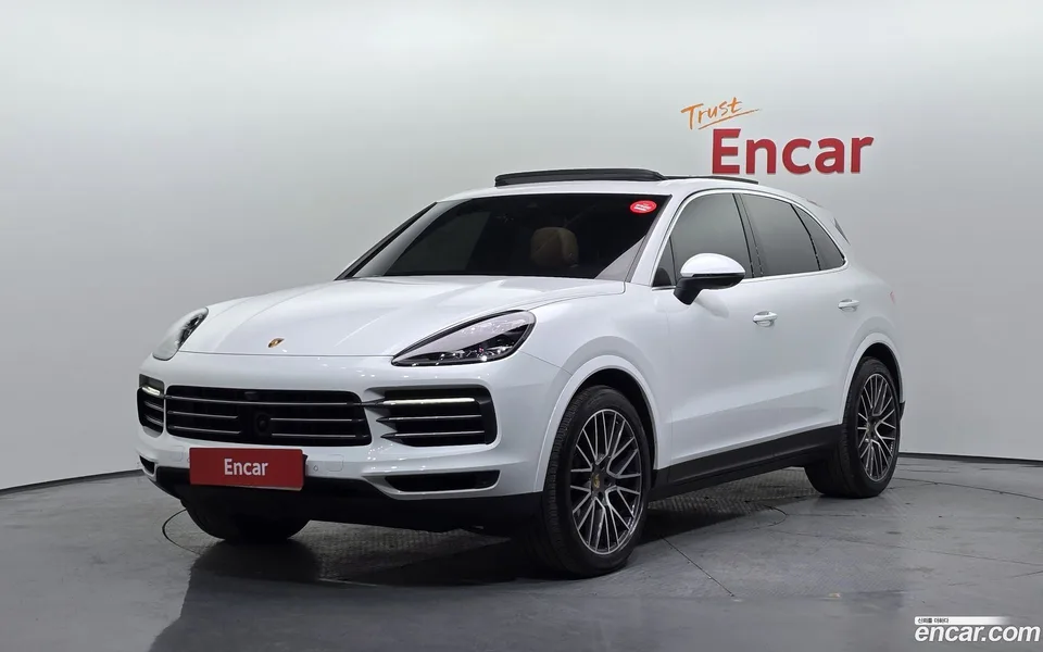 Porsche Cayenne 3.0 2022 — фото 1, купить с доставкой в Москву