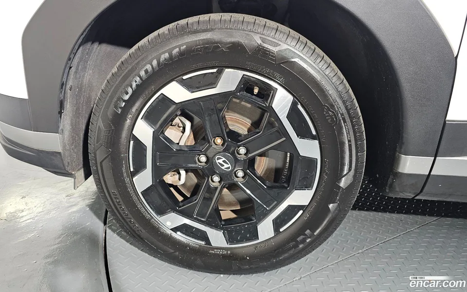 Hyundai SantaFe 2.5T 2WD 2023 — миниатюра 5