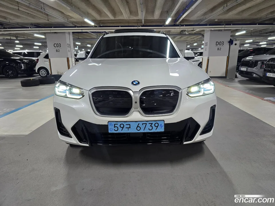 BMW iX3 M 2023 — миниатюра 3
