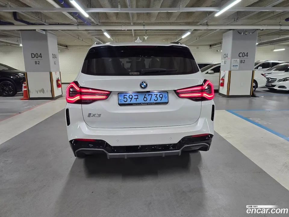 BMW iX3 M 2023 — миниатюра 4