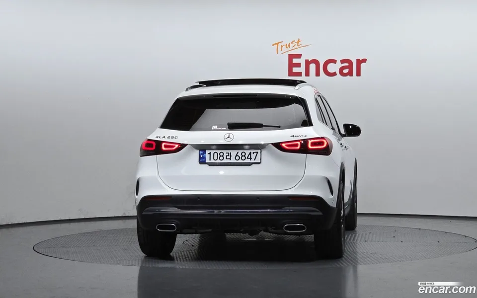 Mercedes-Benz GLA-Class GLA250 4MATIC 2022 — миниатюра 4