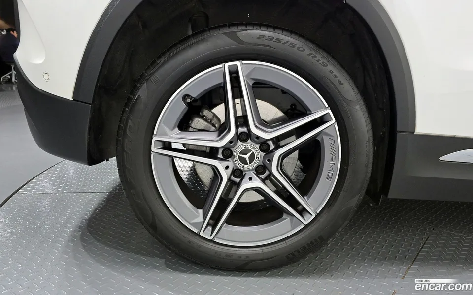 Mercedes-Benz GLA-Class GLA250 4MATIC 2022 — миниатюра 5