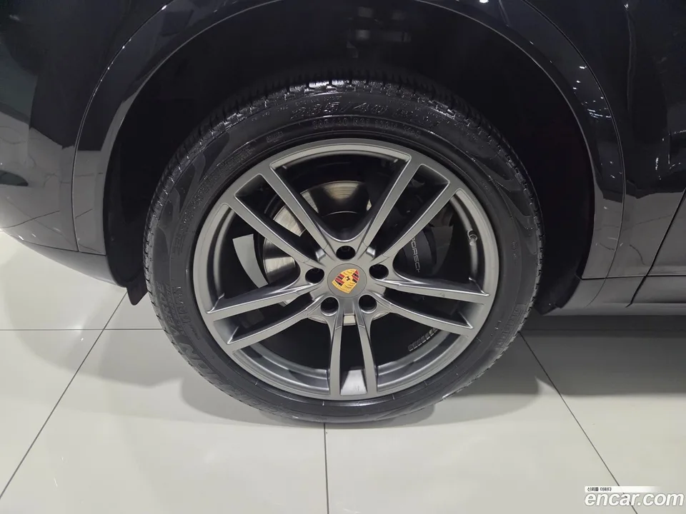Porsche Cayenne 3.0 2022 — миниатюра 5