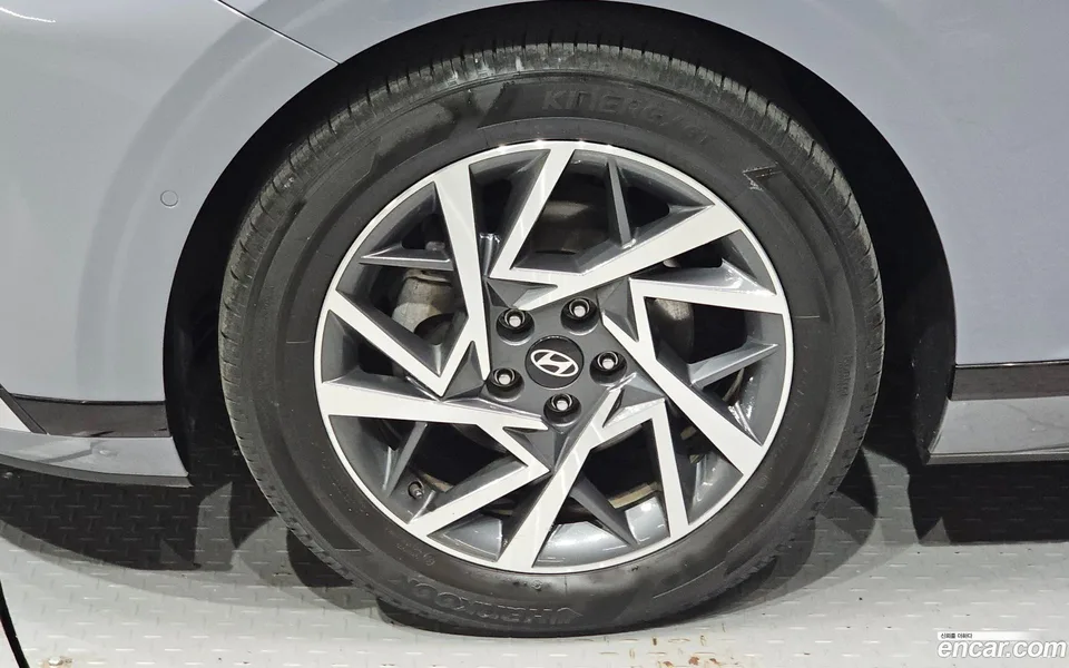 Hyundai Grandeur Hybrid 2023 — миниатюра 5