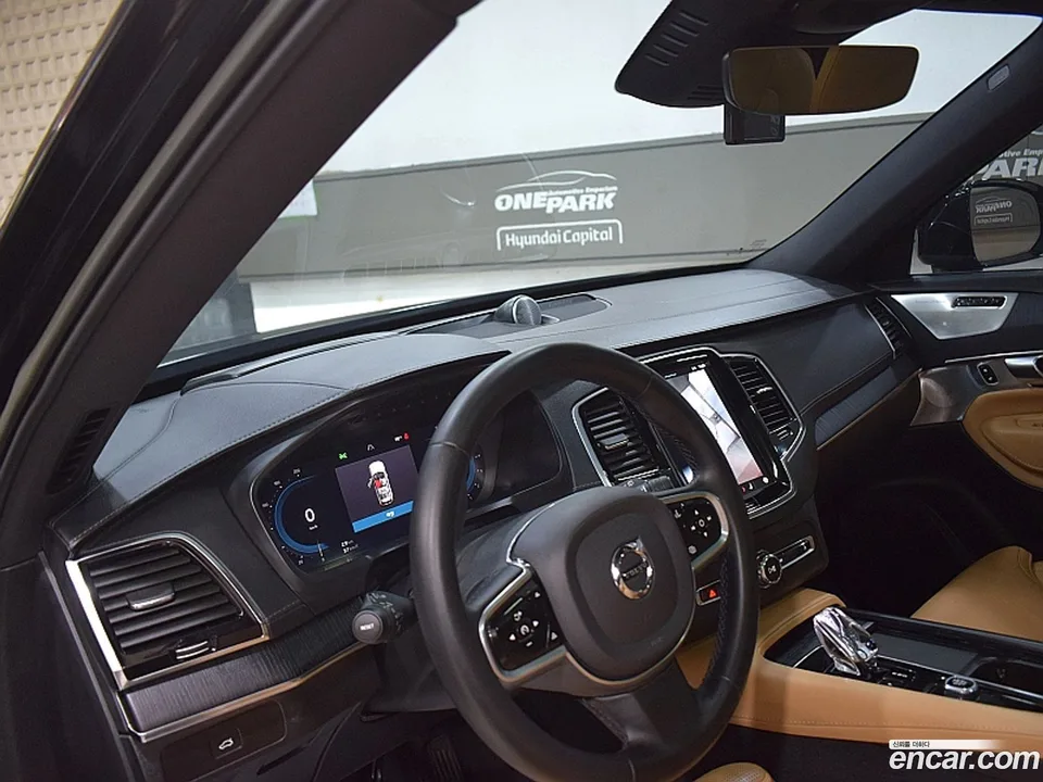 Volvo XC90 B6 2022 — миниатюра 4
