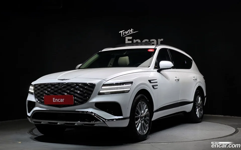 Genesis GV80 2.5T AWD 2023 — фото 1, купить с доставкой в Москву