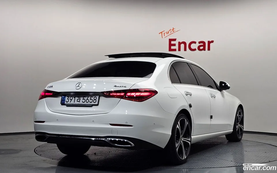 Mercedes-Benz C-Class C300 4MATIC 2023 — миниатюра 2
