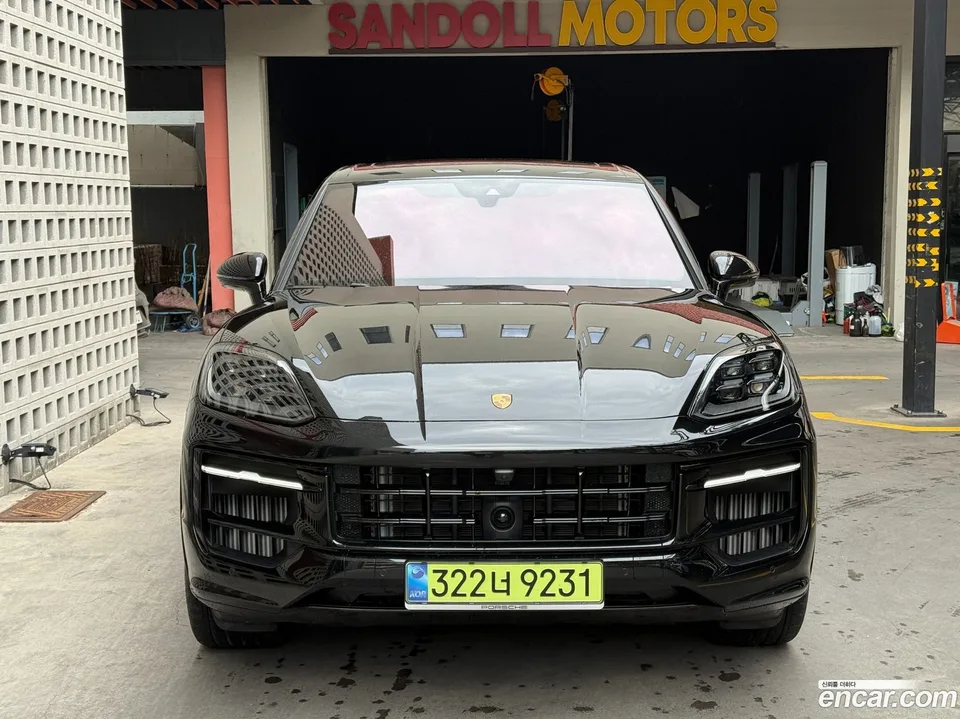 Porsche Cayenne 3.0 2025 — миниатюра 2