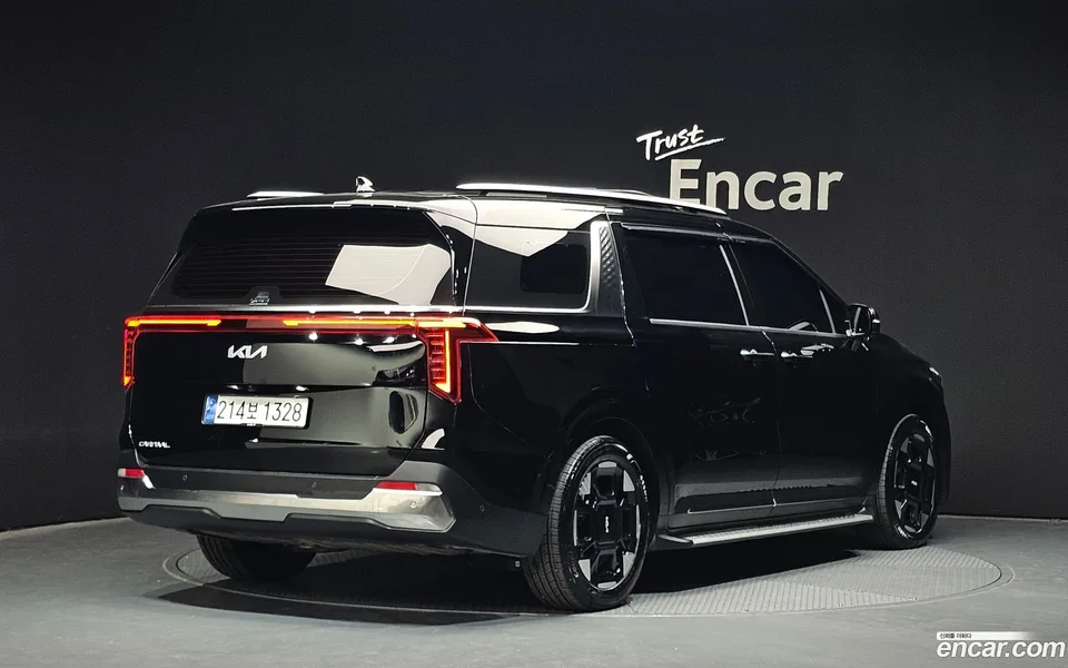 Kia Carnival 7 2024 — миниатюра 2