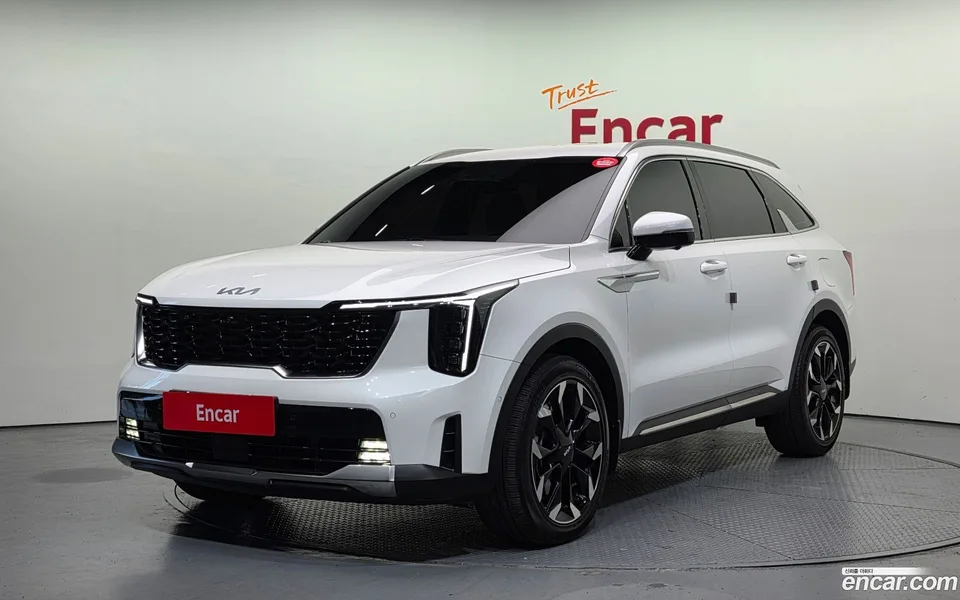 Kia Sorento 2.5T 4WD 2025 — фото 1, купить с доставкой в Москву