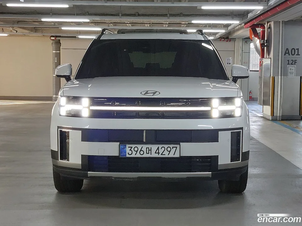 Hyundai SantaFe 2.5T 2WD 2023 — миниатюра 3