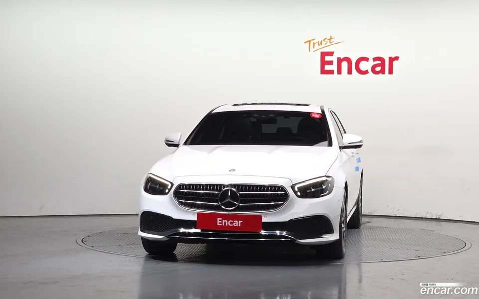 Mercedes-Benz E-Class E250 2022 — миниатюра 3