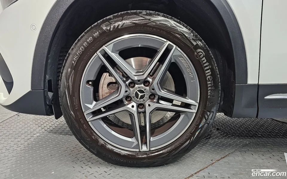 Mercedes-Benz GLA-Class GLA250 4MATIC 2022 — миниатюра 5