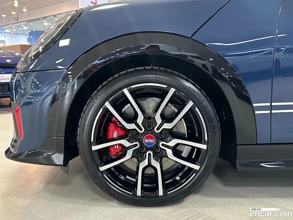 MINI Cooper S JCW 2025 — миниатюра 5