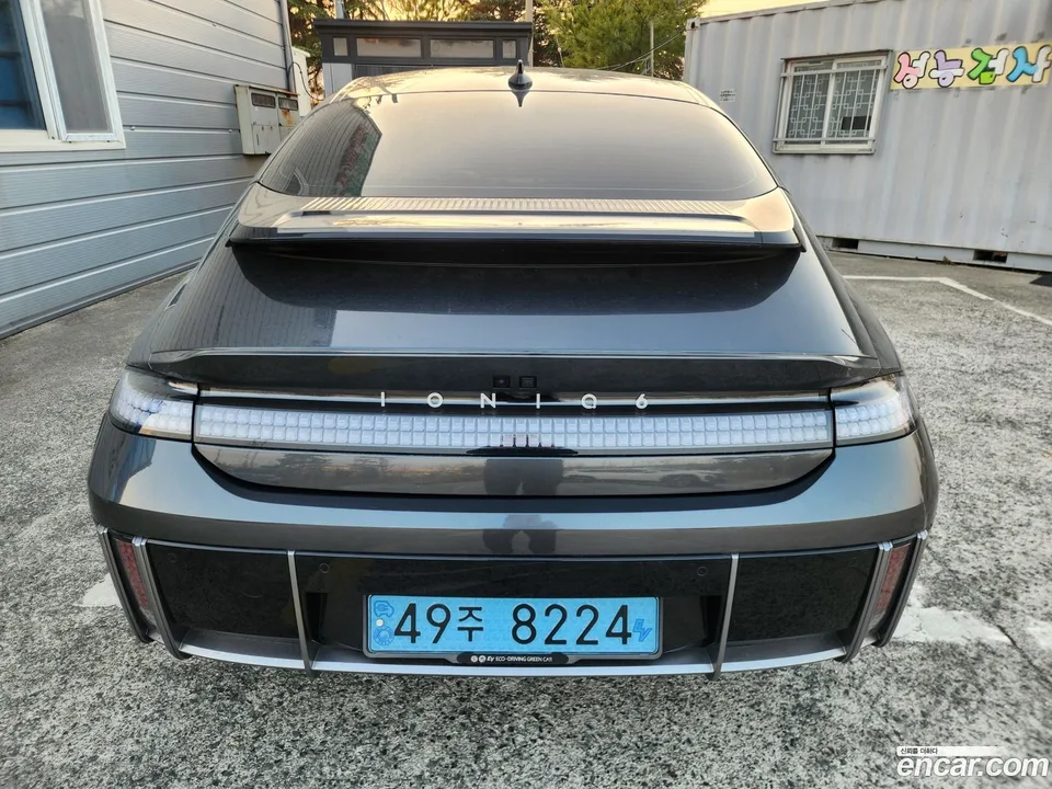 Hyundai Ioniq 6 2023 — миниатюра 4