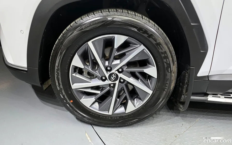 Hyundai Tucson 2.0 2WD 2022 — миниатюра 5
