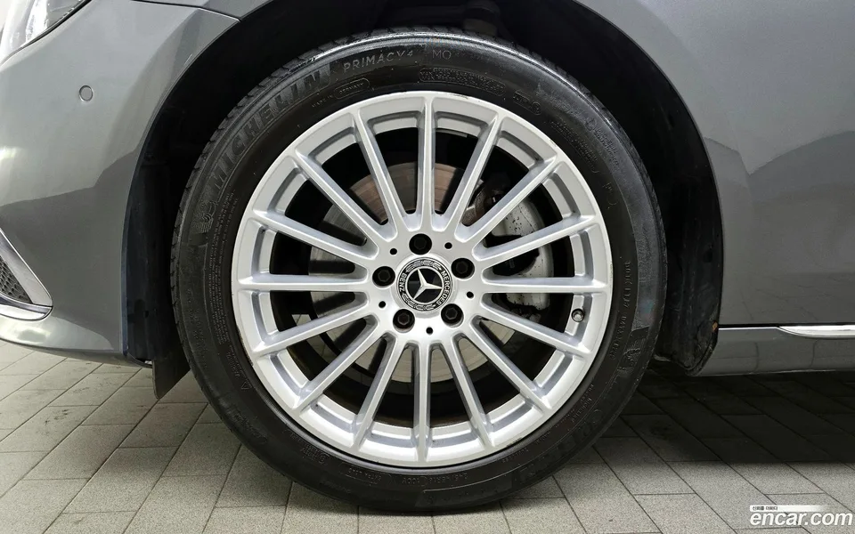 Mercedes-Benz E-Class E250 2022 — миниатюра 5