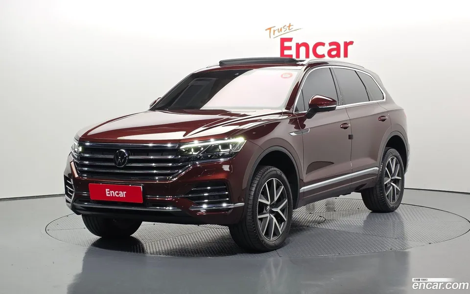 Volkswagen Touareg 3.0 TDI 2023 — фото 1, купить с доставкой в Москву