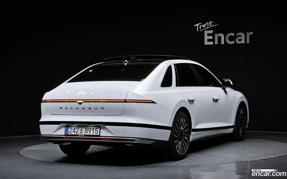 Hyundai Grandeur Hybrid 2025 — миниатюра 2