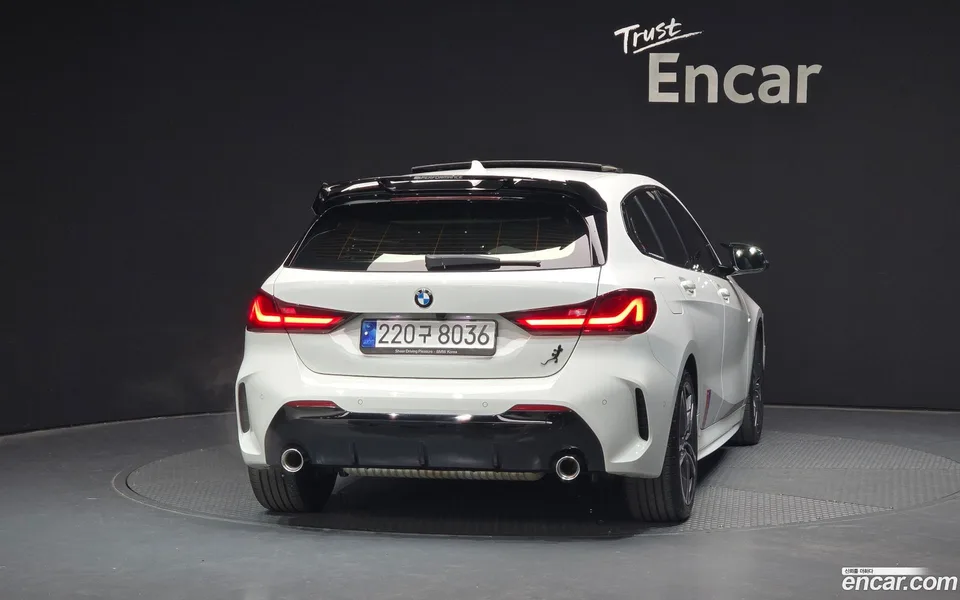 BMW 1 Series 120i M 2022 — миниатюра 4