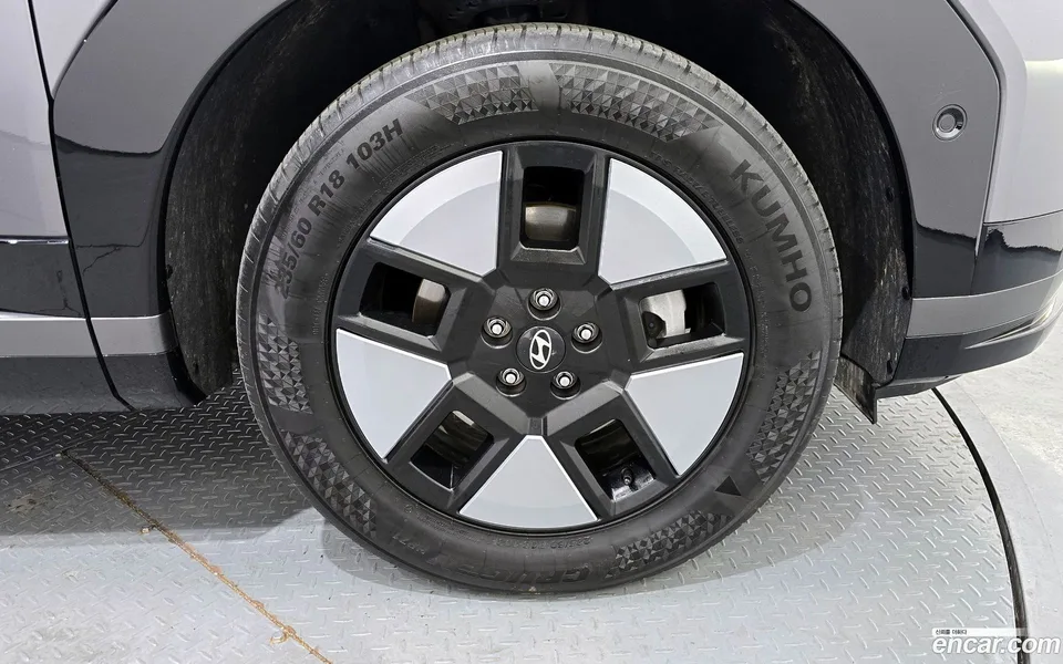 Hyundai SantaFe HEV 1.6 2WD 2023 — миниатюра 5