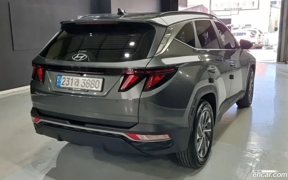 Hyundai Tucson 1.6 2WD 2023 — миниатюра 2