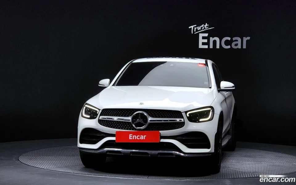 Mercedes-Benz GLC-Class GLC300 4MATIC 2023 — миниатюра 3