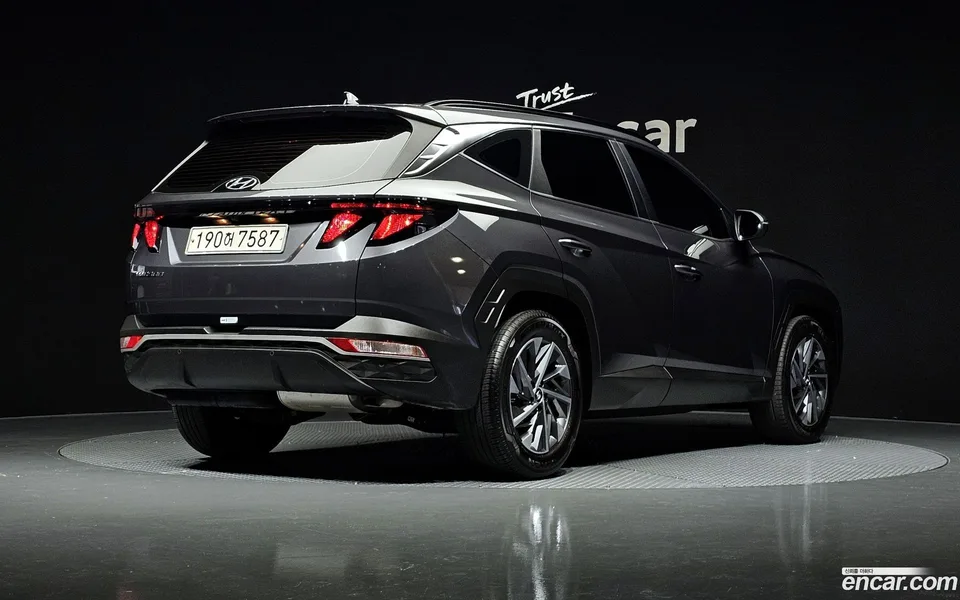 Hyundai Tucson 2.0 2WD 2022 — миниатюра 2