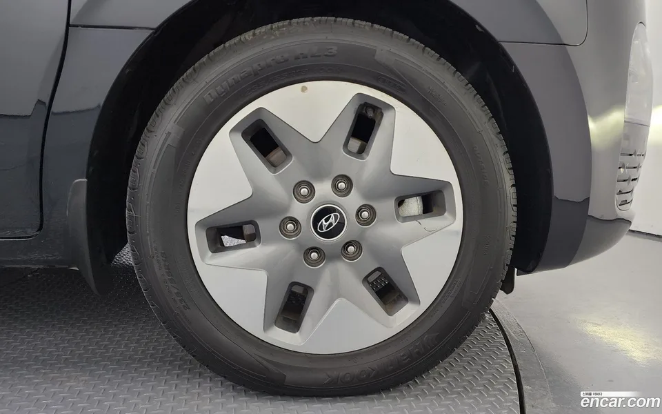 Hyundai Staria 4WD 11 2024 — миниатюра 5