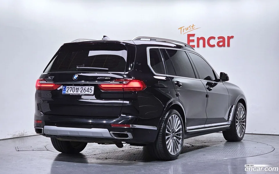 BMW X7 xDrive 40i 7 2022 — миниатюра 2