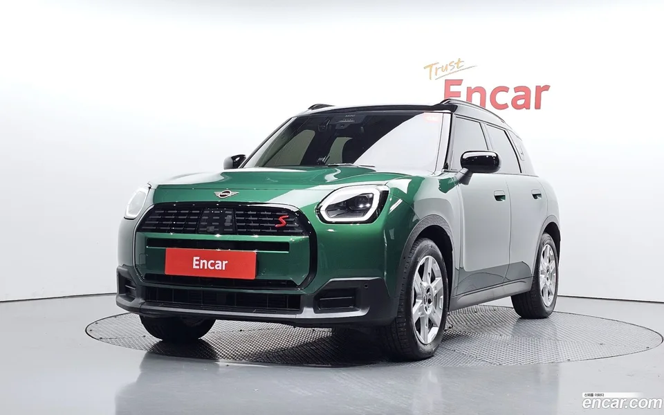 MINI Cooper S Countryman ALL4 2024 — фото 1, купить с доставкой в Москву