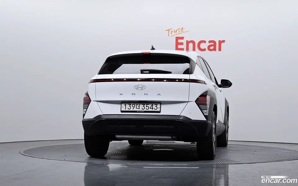 Hyundai Kona 1.6 2WD 2024 — миниатюра 4