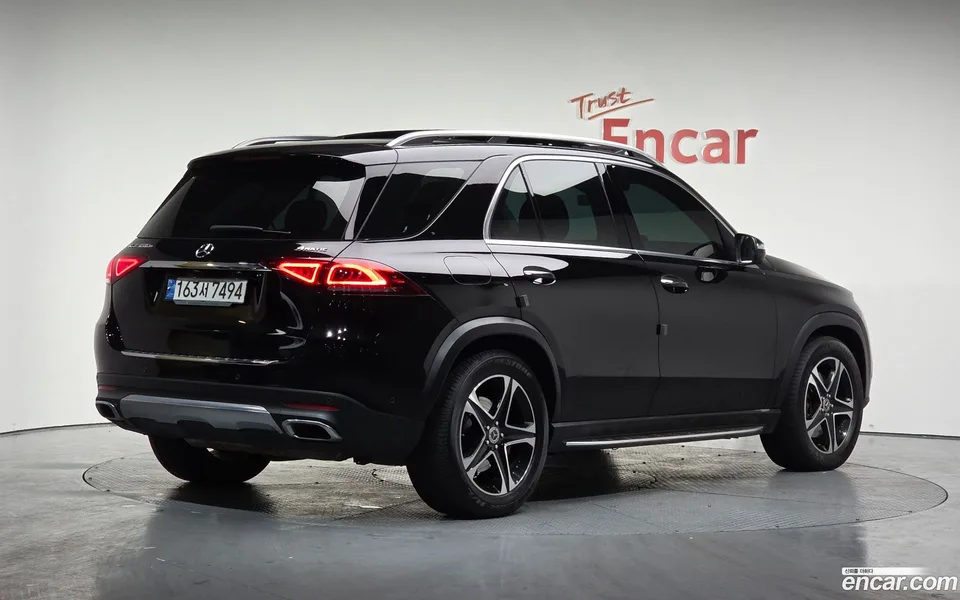 Mercedes-Benz GLE-Class GLE350e 4MATIC 2022 — миниатюра 2