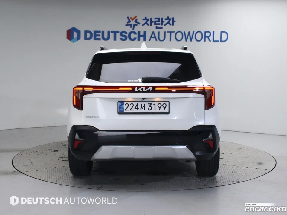 Kia Seltos 2.0 2WD 2023 — миниатюра 4