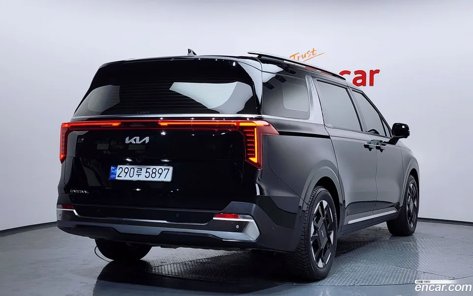 Kia Carnival 7 2024 — миниатюра 2