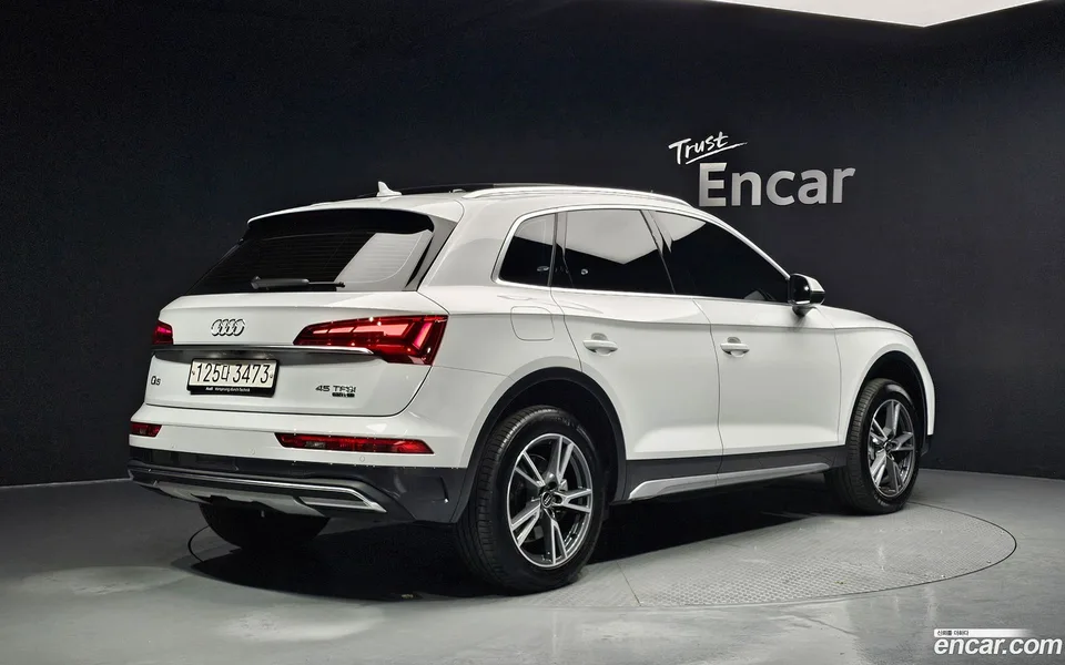 Audi Q5 45 TFSI 2022 — миниатюра 2