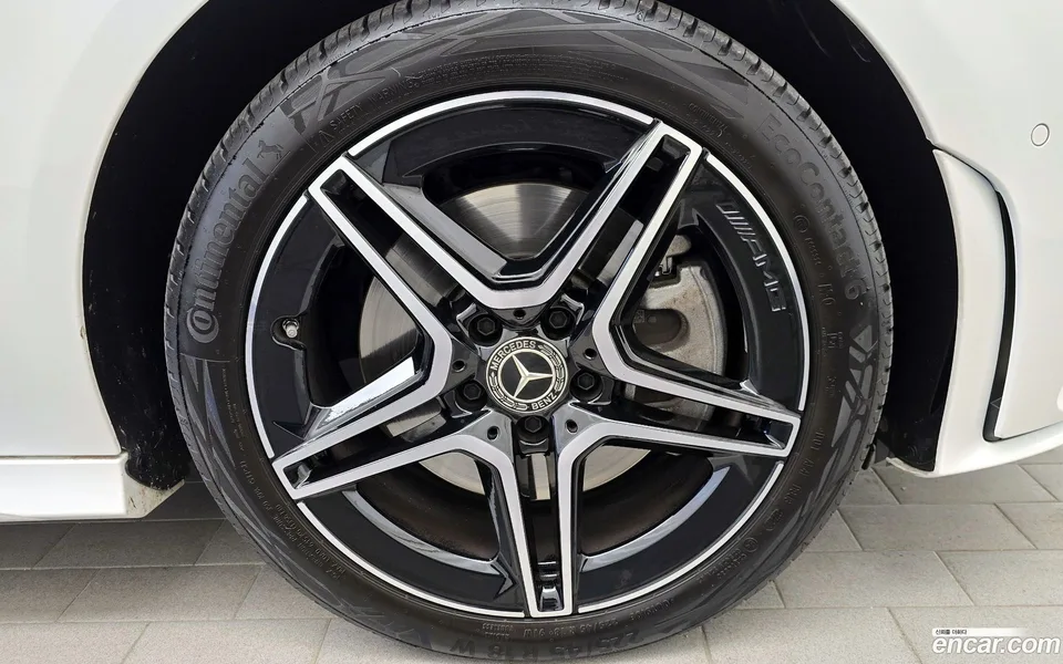 Mercedes-Benz CLA-Class CLA250 4MATIC 2022 — миниатюра 5
