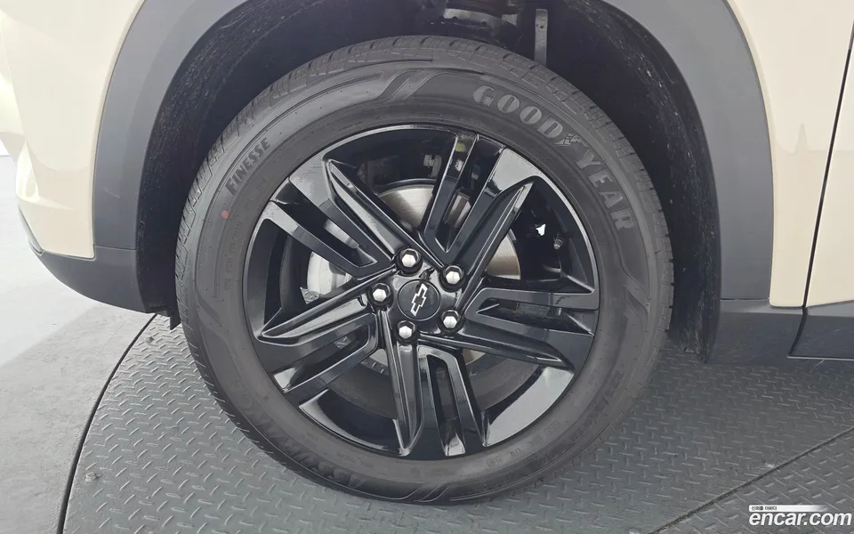 Chevrolet Trax Crossover 1.2 ACTIV 2025 — миниатюра 5