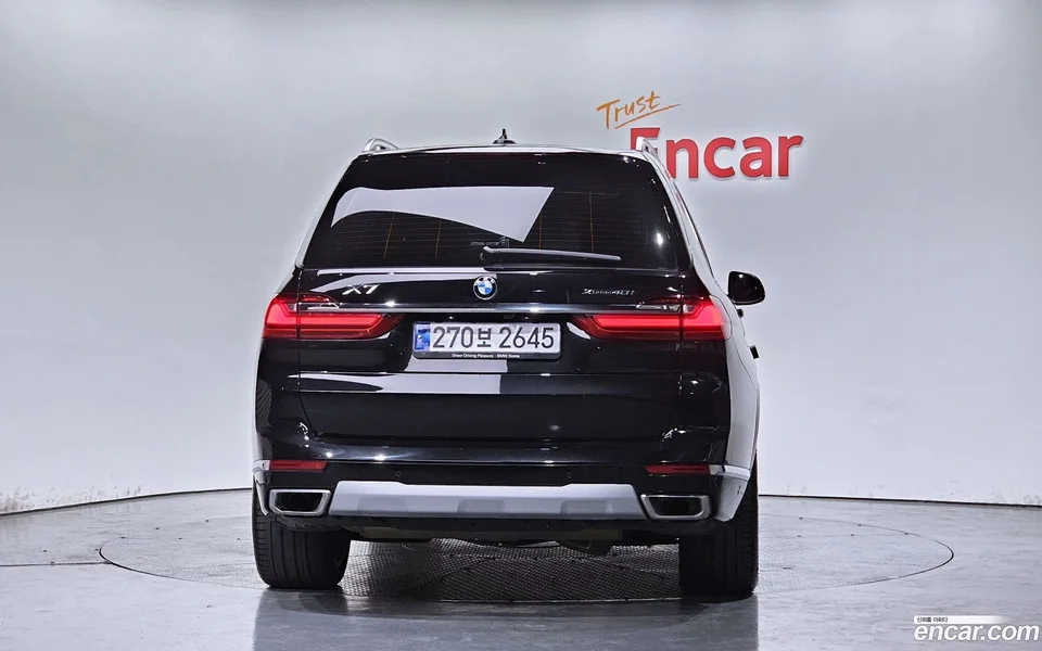 BMW X7 xDrive 40i 7 2022 — миниатюра 4