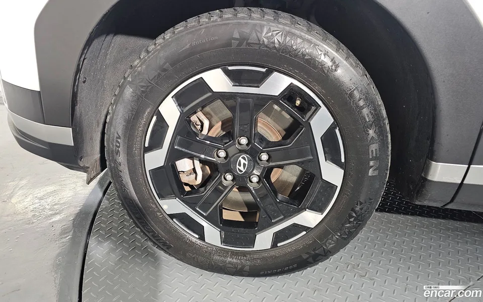 Hyundai Santa Fe 2.5T 2WD 2023 — миниатюра 5