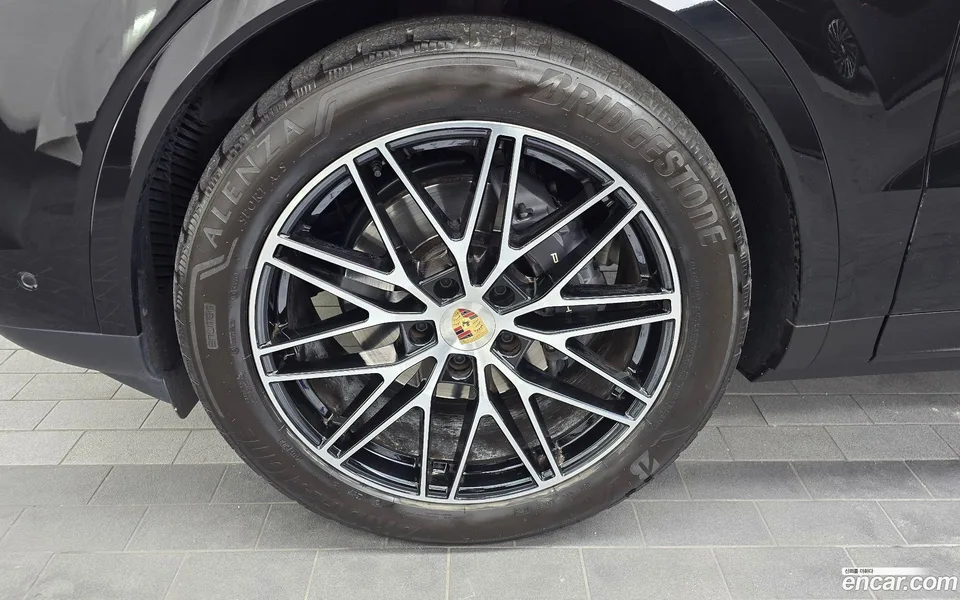 Porsche Cayenne 3.0 2023 — миниатюра 5