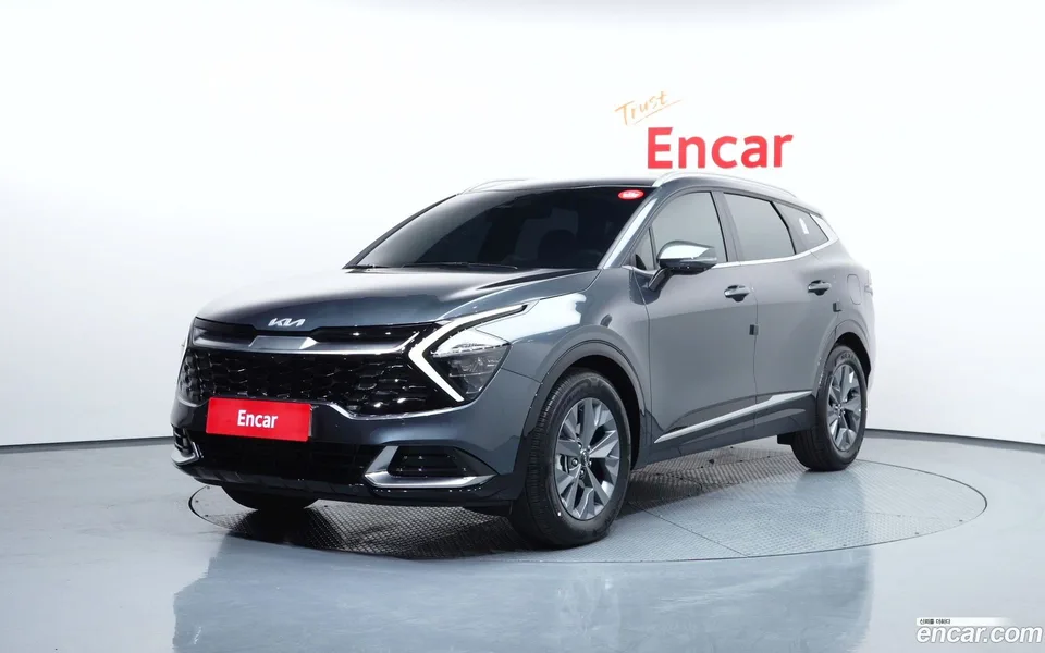 Kia Sportage 1.6 2WD 2024 — фото 1, купить с доставкой в Москву