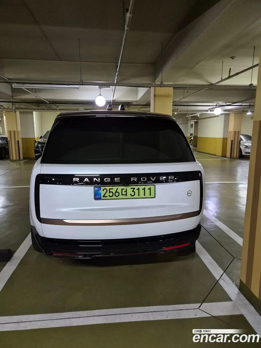 Land Rover Range Rover P615 SV LWB 2024 — миниатюра 2