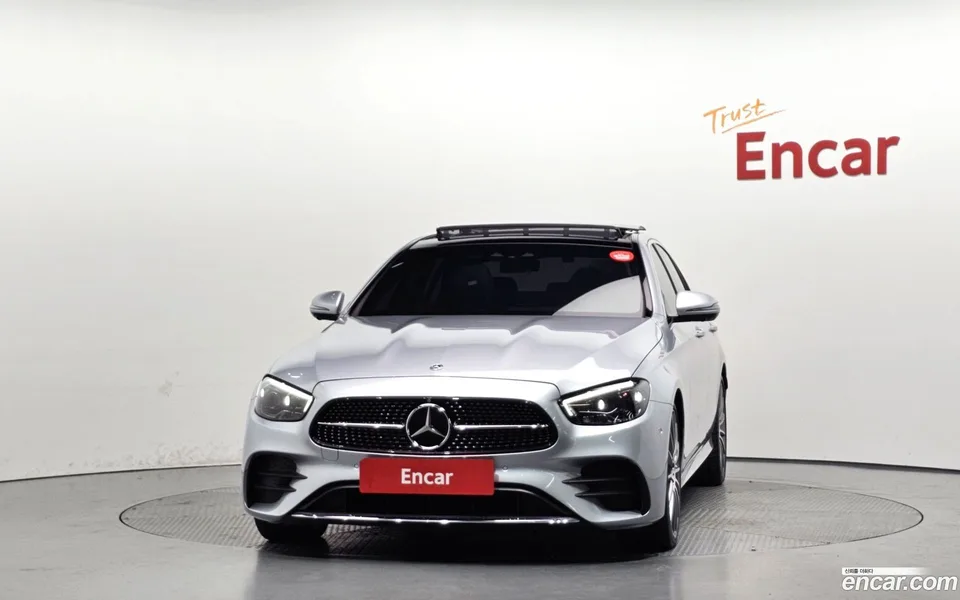 Mercedes-Benz E-Class E350 4MATIC AMG Line 2022 — миниатюра 3