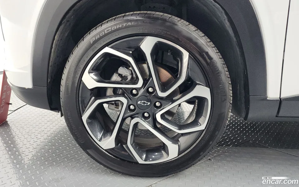 Chevrolet Trax Crossover 1.2 RS 2023 — миниатюра 5