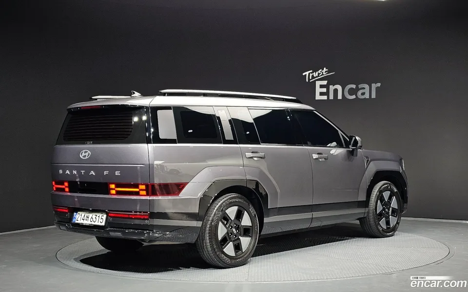 Hyundai Santa Fe HEV 1.6 2WD 2023 — миниатюра 2